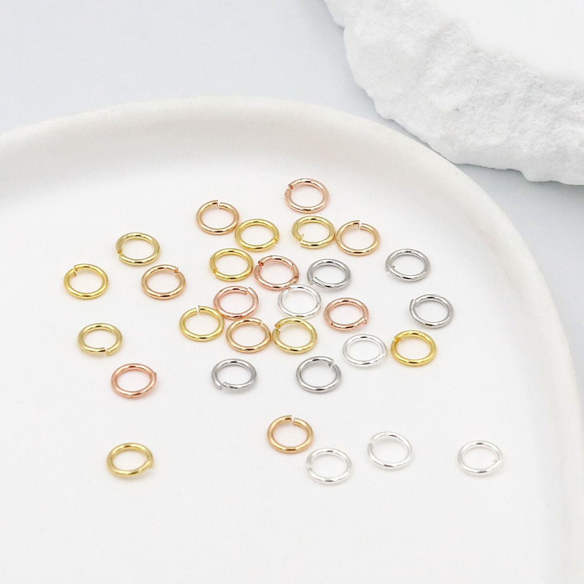 Paquete de Anillas Abiertas de - Jewelry Making Jump Rings reseña y precio